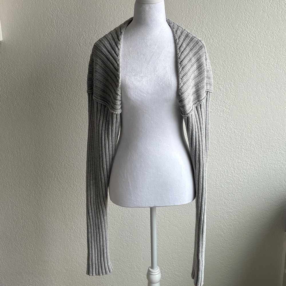 Simonett Gray Ribbed Shrug